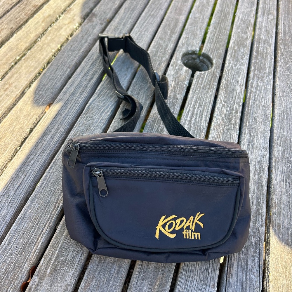 Vintage Kodak Film Logo‎ Zip Compartment Fanny Pack Black Travel Bag Advertising